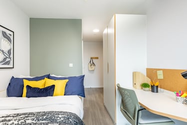 Silver En Suite at New Bridewell, Nelson Street, City Centre, Bristol, BS12BA - Image 1